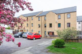 Central St Andrews 2 Bed Apartment - Free Parking - 9