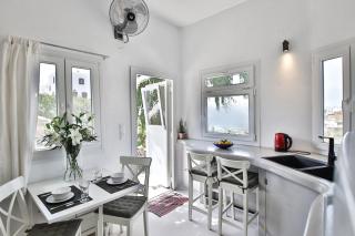 Lilly's Sunset Suite - Mikonos - 9