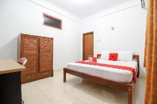 RedDoorz Plus near Alun Alun Selatan - Yogyakarta - 8