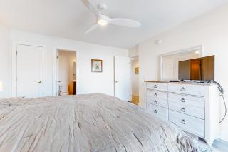 Rusty Anchor on the Bay - 1