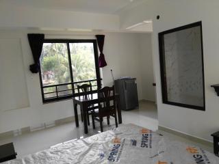 Wave Morjim Hotel - 4