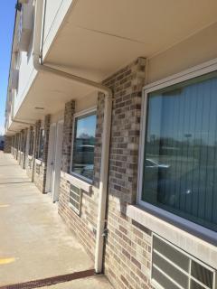 Island Inn - Grand Island - 3