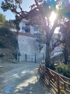 House in the Oaks - Mussoorie - 4