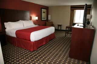 Holiday Inn New London by IHG - 8