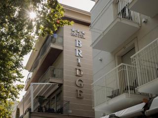 Hotel Bridge - Rimini - 0