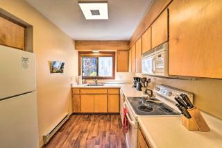 Quiet Home with Graeagle Meadows Golf Course View! - Graeagle - 3
