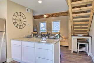 The Cozy Cottage with Lake Taneycomo Access! - Branson - 2