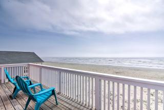Beachfront Galveston Oasis Balconies, Ocean View! - 9