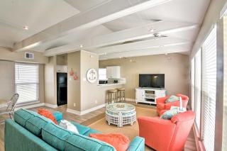 Beachfront Galveston Oasis Balconies, Ocean View! - Galveston - 6