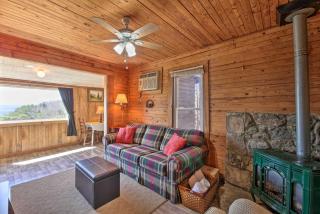 Secluded Ridgetop Hideaway with Valley Views! - 9