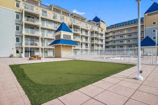 Belmont Towers 410 - 2
