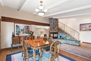 Riverfront Estate - 1