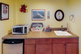 Vincent VanGo to the Beach #13-H - Hatteras - 4