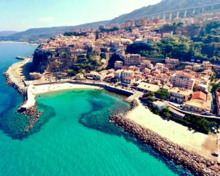 Italian charm, modern elegance in Pizzo - Pizzo - 0