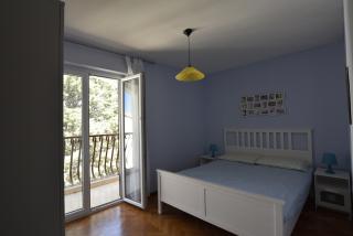 Holiday apartment with a balcony and sea view, just 300 metres from the beach - Bol - 7