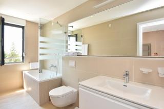 Villa Forti Dva - 5 Bedroom Modern Villa - Sister Villa Available - Sea Views - Omiš (Almissa) - 5