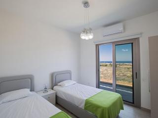 Villa Ioanni Chrysos - Luxury And New 6 Bedroom Protaras Villa - Beautiful Sea Views - Protaras - 4