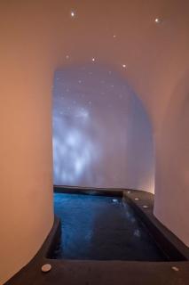 Aqua Dream Villa With Indoor Plunge Pool Wpv Oia Santorini - Thólos - 4
