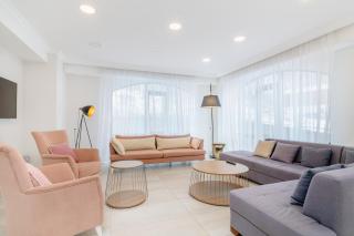 Kokhta Plaza Boutique Hotel - 4