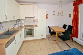 hafennahe Ferienwohnung mit Balkon und Meerblick - Hafenhäuser Wiek Wohnung 15 - Wiek auf Rügen - 3
