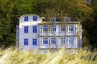 Villa Strandeck FeWo2 - strandnah, Meerblick, Balkon - Binz - 0