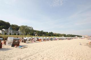 Villa Strandeck FeWo2 - strandnah, Meerblick, Balkon - Binz - 8