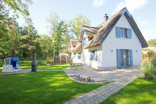 Ferienhaus Stranddistel Haus - Terrasse, Garten, Sauna - Klein Gelm - 0