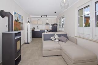 ruhige Lage nah am Meer, Gartennutzung - Ferienhaus Auszeit FeWo 02 - Alt Reddevitz - 2