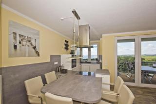 mit Meerblick und Balkon, gratis Nutzung vom AHOI Erlebnisbad und Sauna in Sellin - Meeresblick FeWo 65 - Göhren - 2