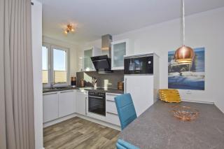 mit Meerblick und Terrasse, gratis Nutzung vom AHOI Erlebnisbad und Sauna in Sellin - Meeresblick FeWo 62 - Göhren - 2