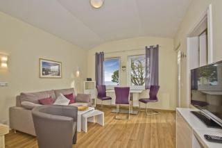 mit Meerblick und Balkon, gratis Nutzung vom AHOI Erlebnisbad und Sauna in Sellin - Meeresblick FeWo 49 - Göhren - 3