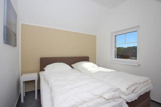 strandnahe FeWo mit Balkon, gratis Nutzung vom AHOI Erlebnisbad und Sauna in Sellin - Rex Rugia FeWo 13-7 - 1