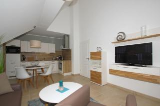 strandnahe FeWo mit Balkon, gratis Nutzung vom AHOI Erlebnisbad und Sauna in Sellin - Rex Rugia FeWo 13-8 - Lobbe - 5
