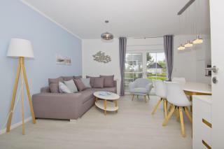 moderne Ferienwohnung mit eigener Terrasse - Haus Inselwind FeWo MEERglück - Groß Zicker - 2