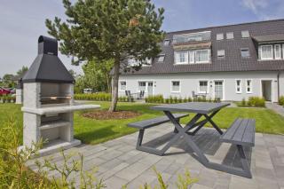 moderne Ferienwohnung mit eigener Terrasse - Haus Inselwind FeWo MEERhafen - Groß Zicker - 4