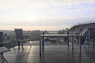 Ferienwohnung mit Dachterrasse und Meerblick - Haus Inselwind FeWo MEERwasser - Groß Zicker - 5