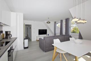 mit Meerblick, gratis Nutzung vom AHOI Erlebnisbad und Sauna in Sellin - Haus Inselblick FeWo MEERrauschen - Groß Zicker - 6
