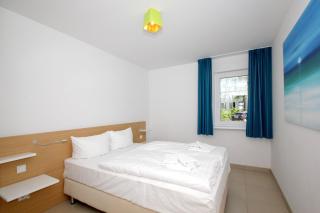 strandnahe FeWo mit Terrasse, gratis Nutzung vom AHOI Erlebnisbad und Sauna in Sellin - Rex Rugia FeWo 30-1 - Lobbe - 2