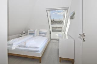 Ferienwohnung mit Balkon und Gartennutzung - Haus Inselwind FeWo MEERurlaub - Groß Zicker - 4