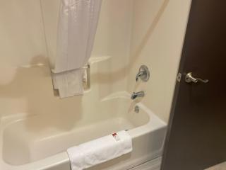 Stay Suites formerly known as Days Inn & Suites by Wyndham La Crosse-Onalaska - Onalaska - 5