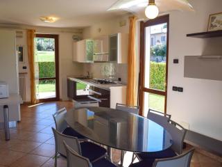 Holiday Home Bardolino with Pool near Lake - Bardolino - 2