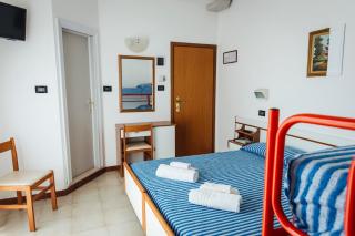Hotel Montecarlo - Rimini - 9