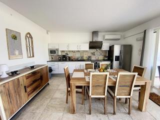 Princess Coco, Beachfront, Pool, Orient Bay, ultra fast Wifi - Orient Bay - 1