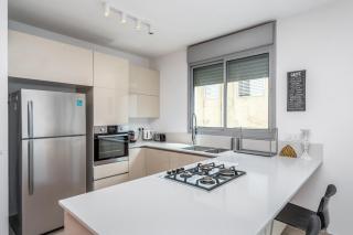 3 Bedrooms apt balcony & parking near banana beach - Tel Aviv - 3
