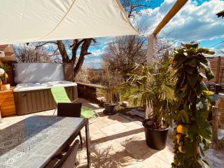 Alpenblick Nahe München mit Outdoor Whirlpool - 21 Min von München mit Zug - 2