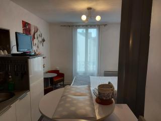 Studio de charme, Coeur de Vichy, quartier calme - Vichy - 7