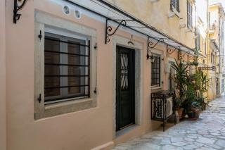 Townhall Studio - Corfu - 9