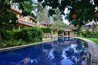 Pool Villa Merumatta Senggigi - Senggigi - 3