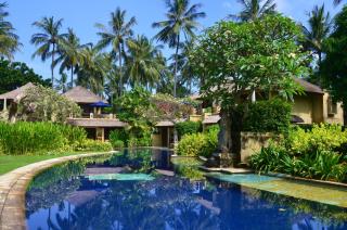 Pool Villa Merumatta Senggigi - Senggigi - 1