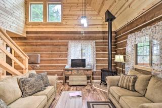 Cozy Homestead Cabin at Base of Columbia Mountain! - Columbia Falls - 8